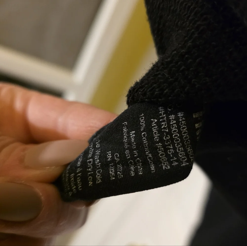 Aritzia Wilfred Free Cropped French Terry Hoodie Black Medium - Picture 11 of 11